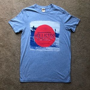 Hollister Short Sleeve Graphic Tee